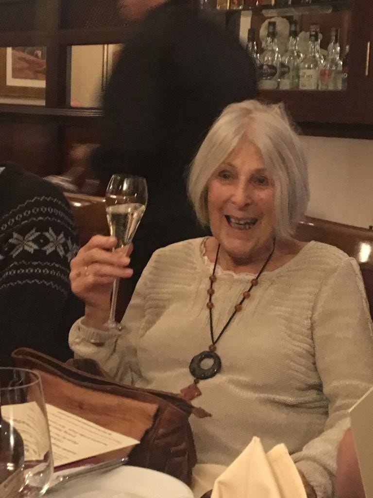McLellan Funeral Directors - Funeral notice image for Gail Holden Bryce